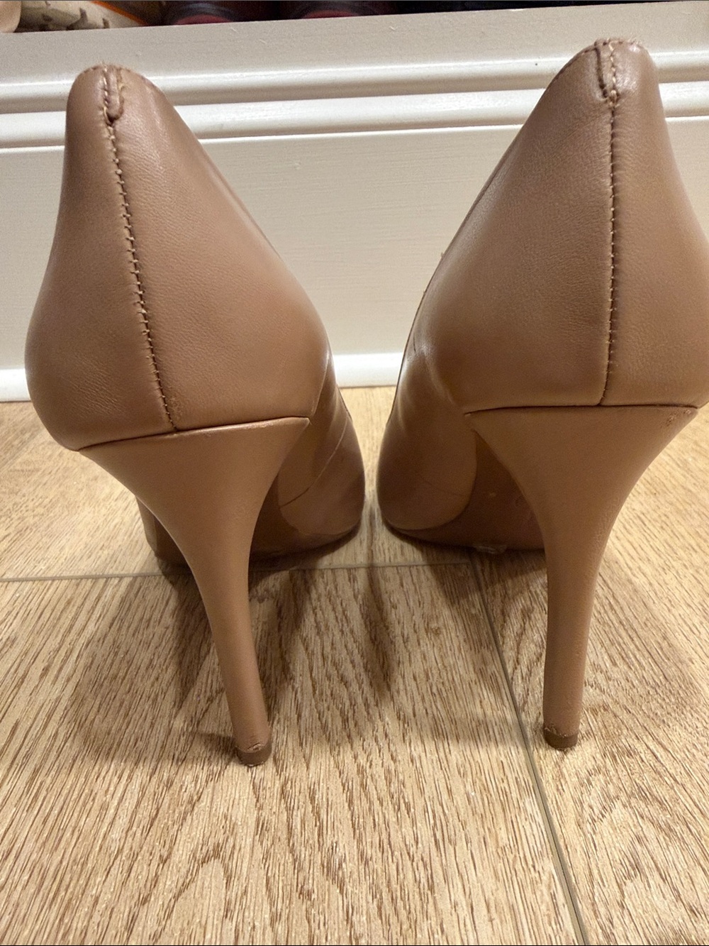 Jessica Simpson Nude Pointed-Toe Pumps - Picture 2 of 3